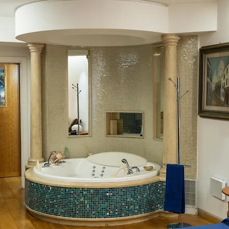 Le Residenze Di Giulia